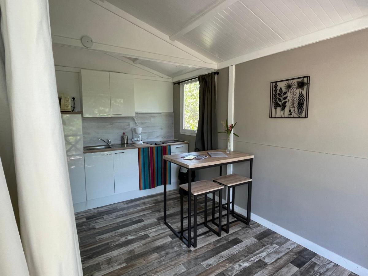 Les Chalets De Labeaume Exterior foto